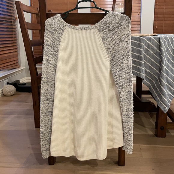 Loft Sweater - Picture 2 of 4